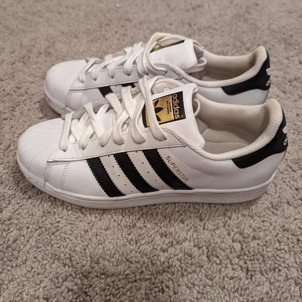 Adidas superstars 8 women's